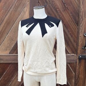 Saks Fifth Avenue Black Label Cream and Black Sweater M